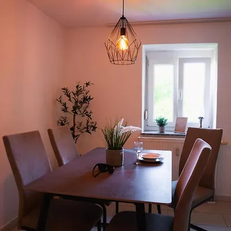 Appartement Gemuetliches Gartenrefugium